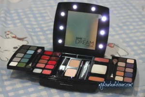 dare-to-dream-palette-oriflame